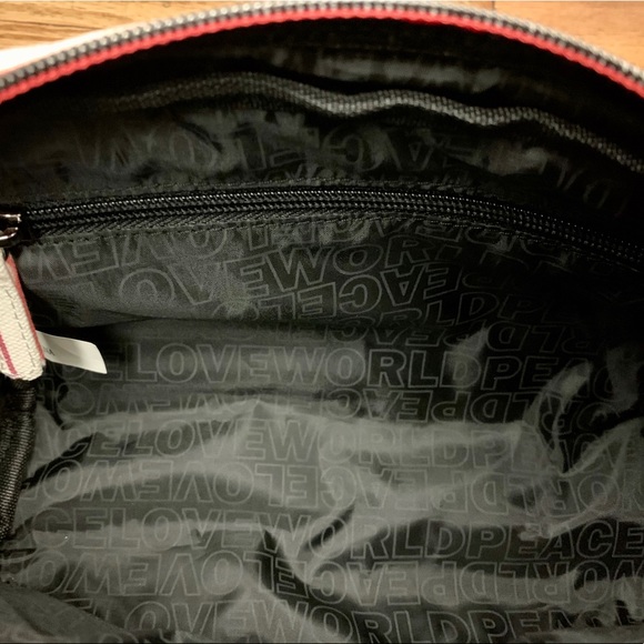 NWOT Peace Love World Cosmetics Bag - Picture 6 of 8